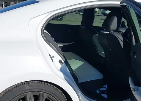 2022 Lexus Is 350 F Sport z USA, uszkodzony, nr VIN JTHGZ1B23N5051140